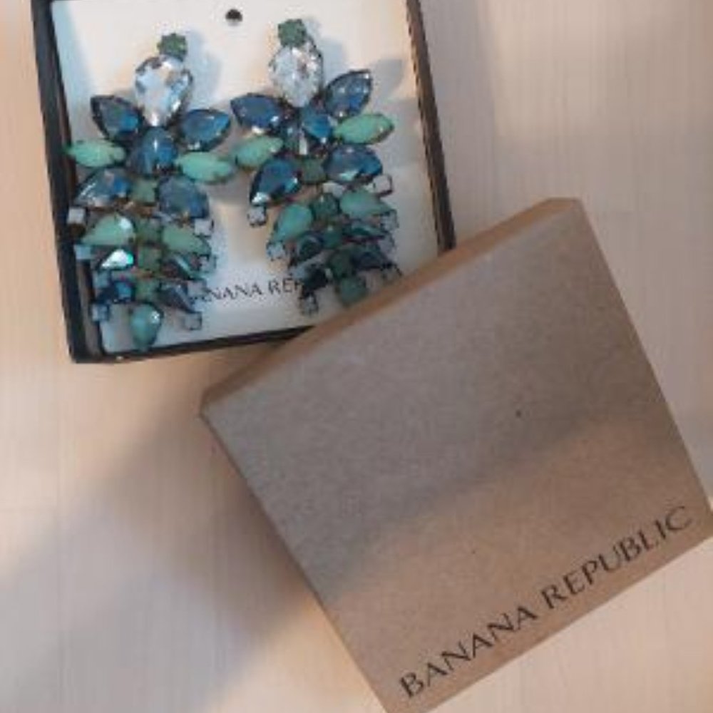 NIB Banana Republic Blue-Multi Statement Earrings